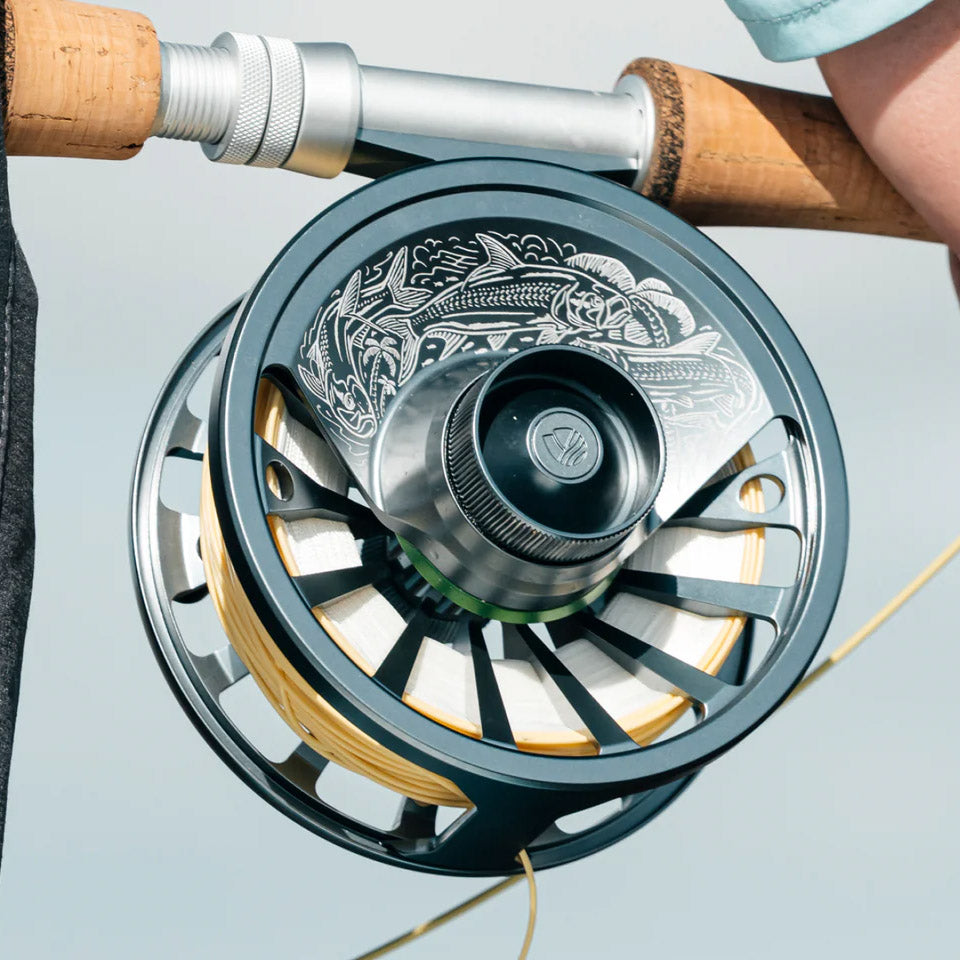 Artist Edition Grande Fly Reel – Tarpon Fluesnelle | Redington